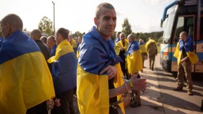 روسيا وأوكرانيا تتبادلان مجموعة من أسرى الحرب